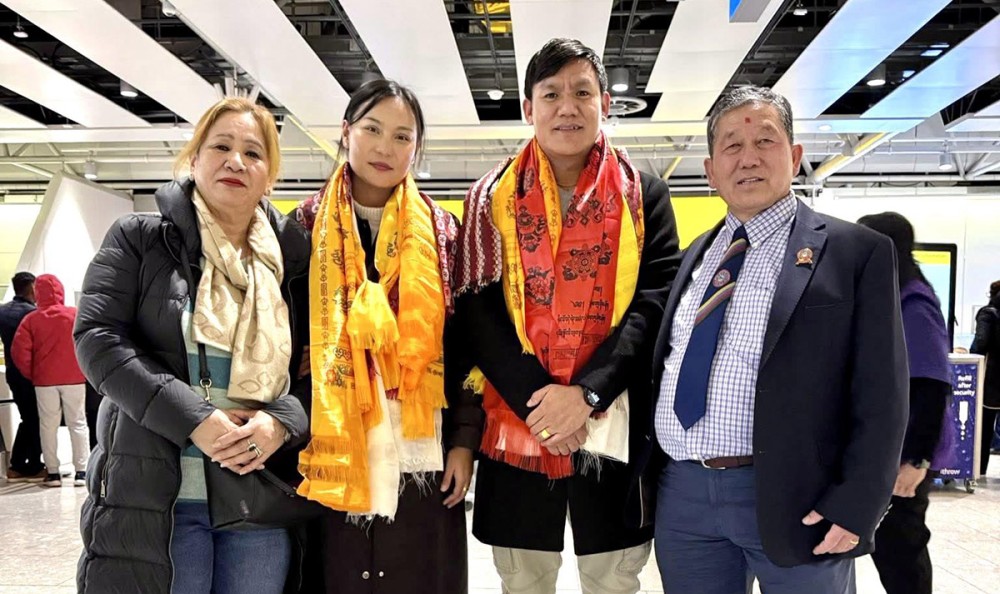 तमु धीं यूकेको निमन्त्रणामा बेलायत आएका गायिका सलोमी र गायक केशबहादुर नेपाल फर्किए 