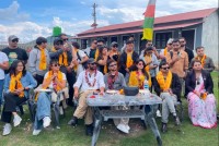 सिनेमा संवादका लागि ल्वाङ गाउँ पुगेको पत्रकार र कलाकारको टोलीलाई भव्य स्वागत (तस्बिरहरु)