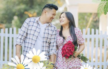 विवाह गर्दै नायक आनन्द गुरुङ