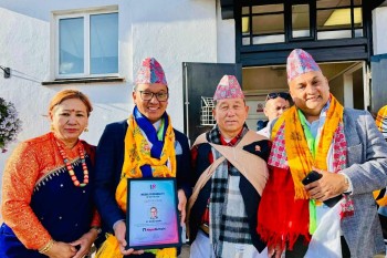बेलायतमा डा. गुरुङले पाए ‘मिडिया पर्सनालिटी अफ द इयर’ सम्मान