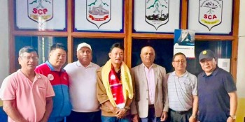 बेलायत जान लागेका फोटो पत्रकार तथा डिजाइनर लामालाई सहारा क्लबको बिदाइ