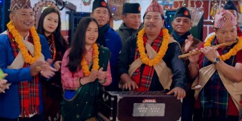 पवित्र र शीतलले ल्याए देउसीभैलो गीत