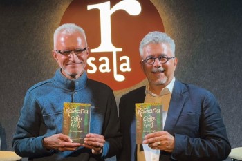 नारायण वाग्लेको ‘कोरियाना कफी गफ’ अब अंग्रेजीमा