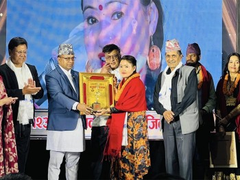 ‘म्युजिक खबर युवा प्रतिभा संगीत सम्मान’ मिना लामालाई 