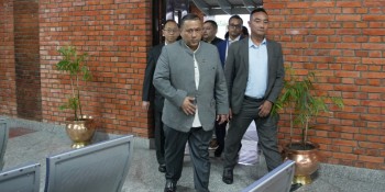 राष्ट्रसंघ महासभामा भाग लिन नेपालका परराष्ट्रमन्त्री खनाल न्युयोर्क प्रस्थान