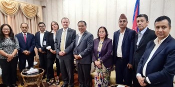 ऊर्जामन्त्री घिसिङ र बेलायती राजदूत फेनबीच भेट