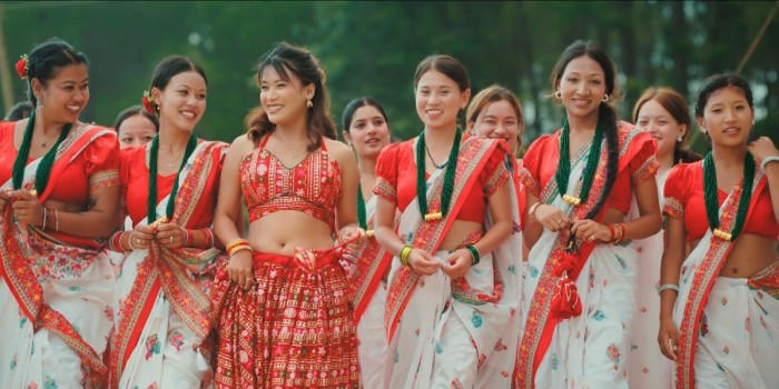 प्रेम विवश घर्तीको तीजगीत ‘नाच खुरुक्कै’ बजारमा 