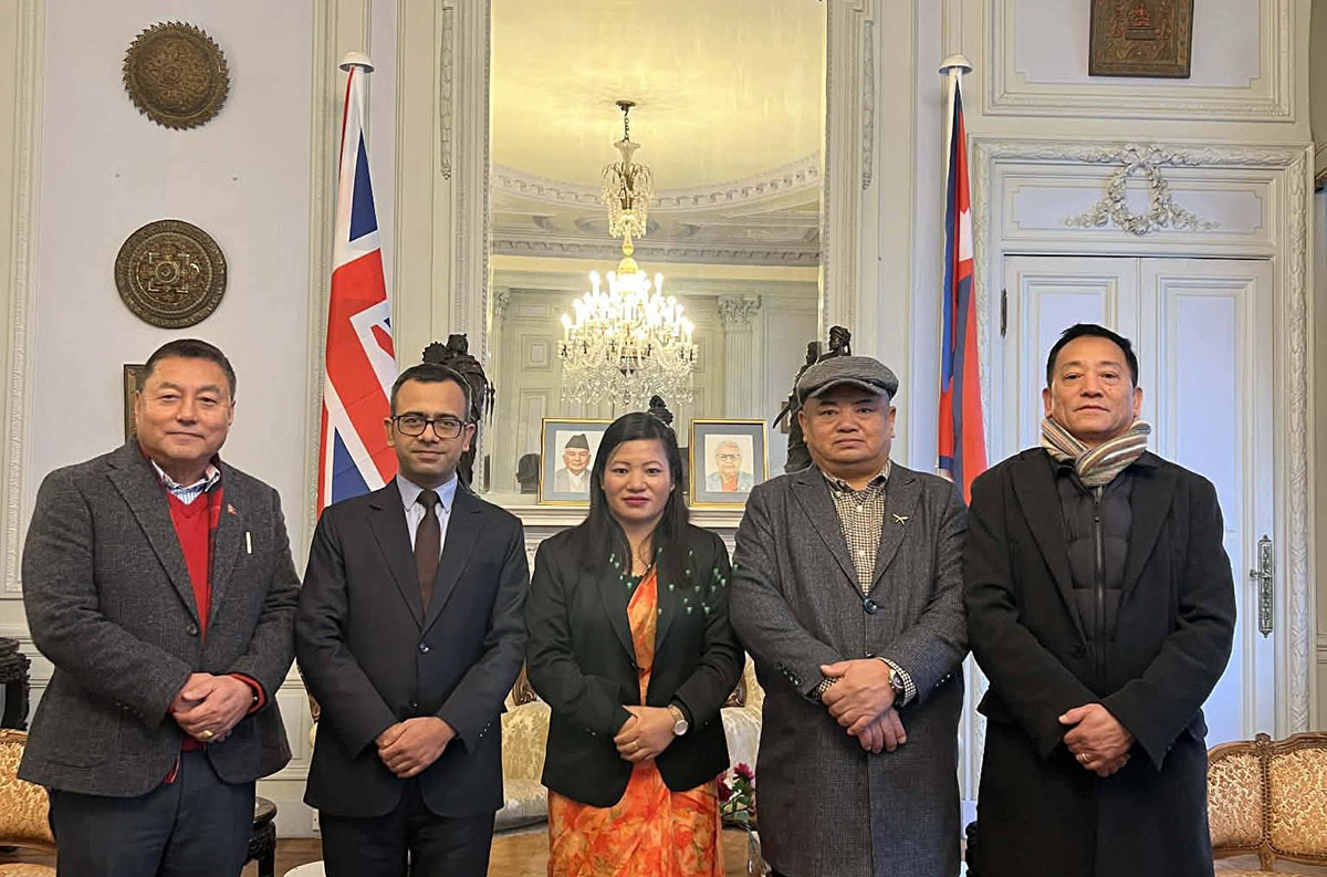 बेलायतका लागि कार्यवाहक नेपाली राजदूत दुवाडीसँग गोरखा धार्चेकी उपाध्यक्ष तथा गायिका गुरुङको भेटघाट