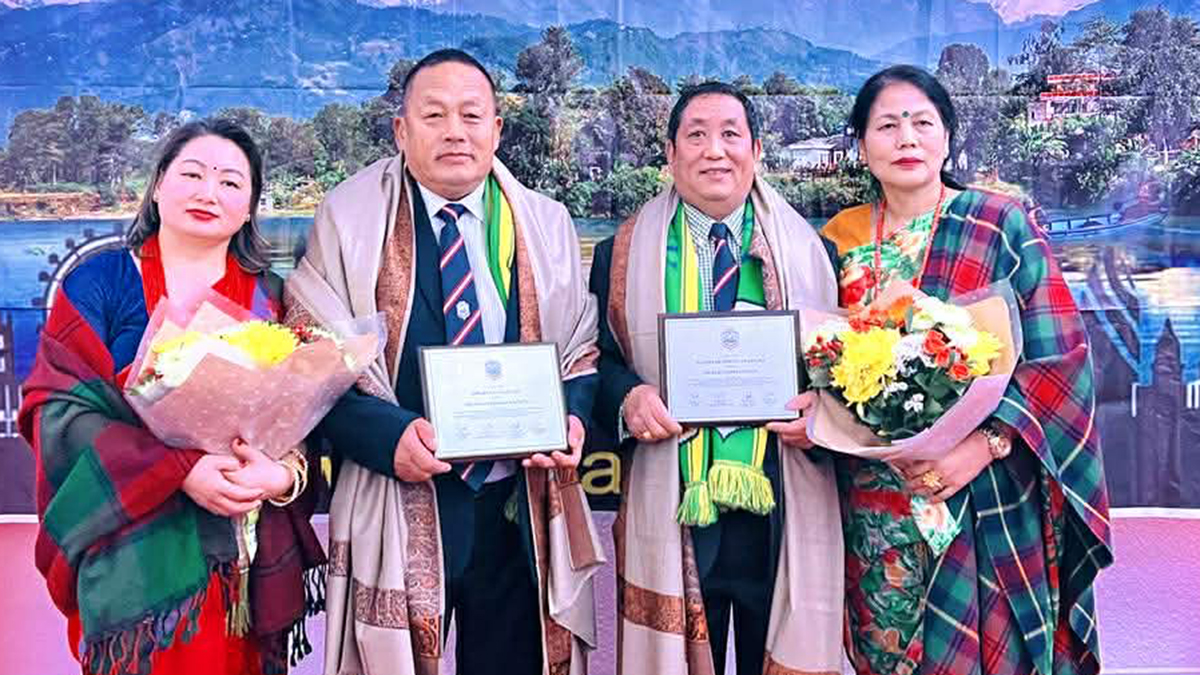 रामचन्द्र गुरुङ 'सहारा यूके स्पेशल अवार्ड' र चन्द्रबहादुर गुरुङ 'सहारा यूके अवार्ड'बाट सम्मानित